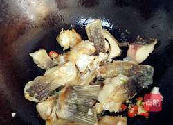 家常红烧鳙鱼块的做法图解11