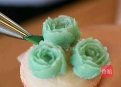 豆沙裱花海绵怀子蛋糕的做法图解9