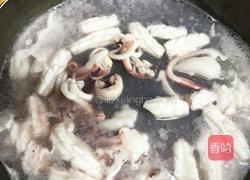 三色椒爆鲜鱿的做法图解6
