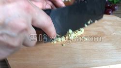 香干木耳猪肉饭的做法图解7
