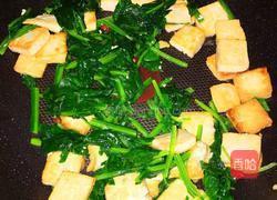 菠菜炒豆腐的做法图解7