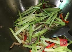 芹菜肉丝的做法图解5