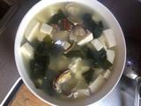 蛤蜊豆腐海带汤的做法[图]