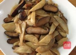 茭白炒香菇的做法图解5