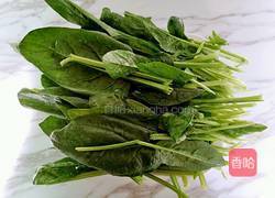 花生米拌菠菜的做法图解1