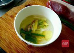 自制猪肉丸子的做法图解3