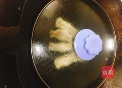 杏鲍菇肉末锅贴的做法图解7