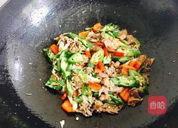 秋葵炒肉的做法图解12