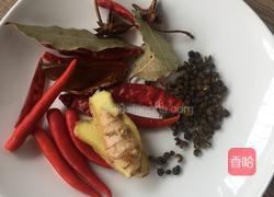 腊猪蹄烧牛排骨的做法图解5