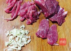 豇豆炒肉丝的做法图解2