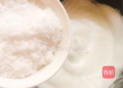 野果纸杯蛋糕的做法图解3