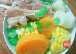 胡萝卜玉米淮山骨头汤的做法图解8