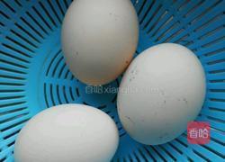 丝瓜荷包蛋的做法图解1