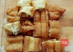 猪血油条虾米汤的做法图解1