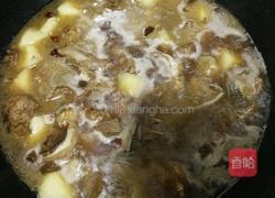 大骨头炖土豆的做法图解17