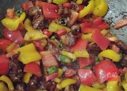 彩椒炒牛腩的做法图解9