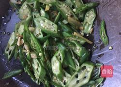 黄秋葵炒肉的做法图解5