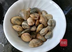 丝瓜花蛤汤的做法图解2