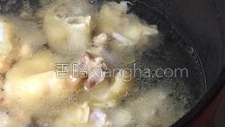 通草炖猪蹄的做法图解20