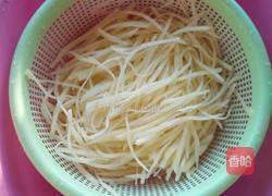 酸辣土豆丝的做法图解3