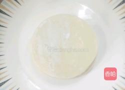 饺子皮锅贴的做法图解1