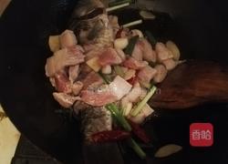 白玉鲫鱼的做法图解4