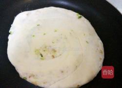 油渣葱饼的做法图解14