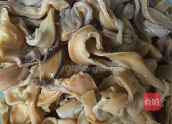 爆炒河蚌肉的做法图解1