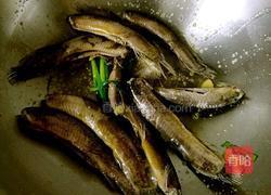 泥鳅豆腐汤的做法图解2