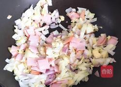 蛋黄火腿炒饭的做法图解3