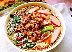 肉臊子酸汤面