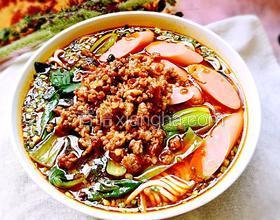 肉臊子酸湯面