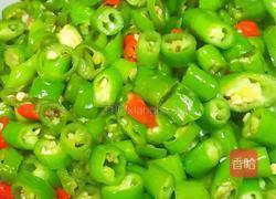 擂辣椒炒皮蛋的做法图解6