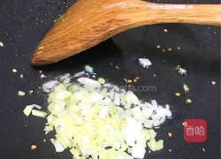 擂辣椒炒皮蛋的做法图解8