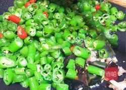 擂辣椒炒皮蛋的做法图解11