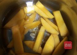 黄桃水罐头的做法图解8