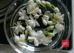 茉莉花炒鸡蛋的做法图解3