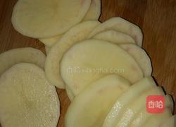马里苏奶酪焗土豆的做法图解1
