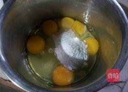 葡萄海绵蛋糕的做法图解1