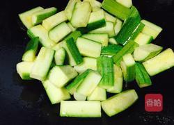 蒜香云南小瓜的做法图解4