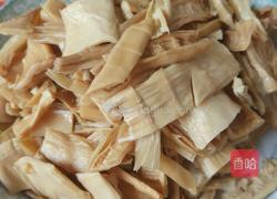 小炒野笋干的做法图解2