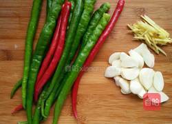 农家小炒肉的做法图解1