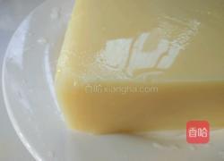 凉拌米豆腐的做法图解2