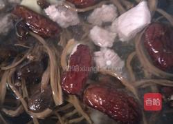 茶树菇排骨汤的做法图解4