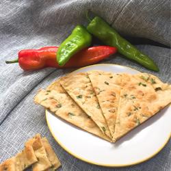 鸡蛋葱花饼的做法[图]