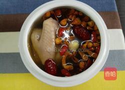 原盅炖乳鸽石斛虫草花汤的做法图解3