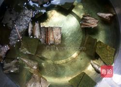 夏枯草荷叶茶的做法图解3