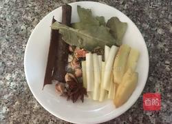 家常酱肘子的做法图解2