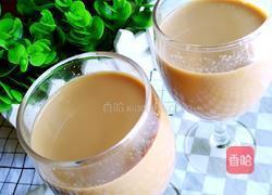 自制红茶奶茶的做法图解9