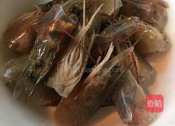 EE秘制沙虾花蟹粥的做法图解2